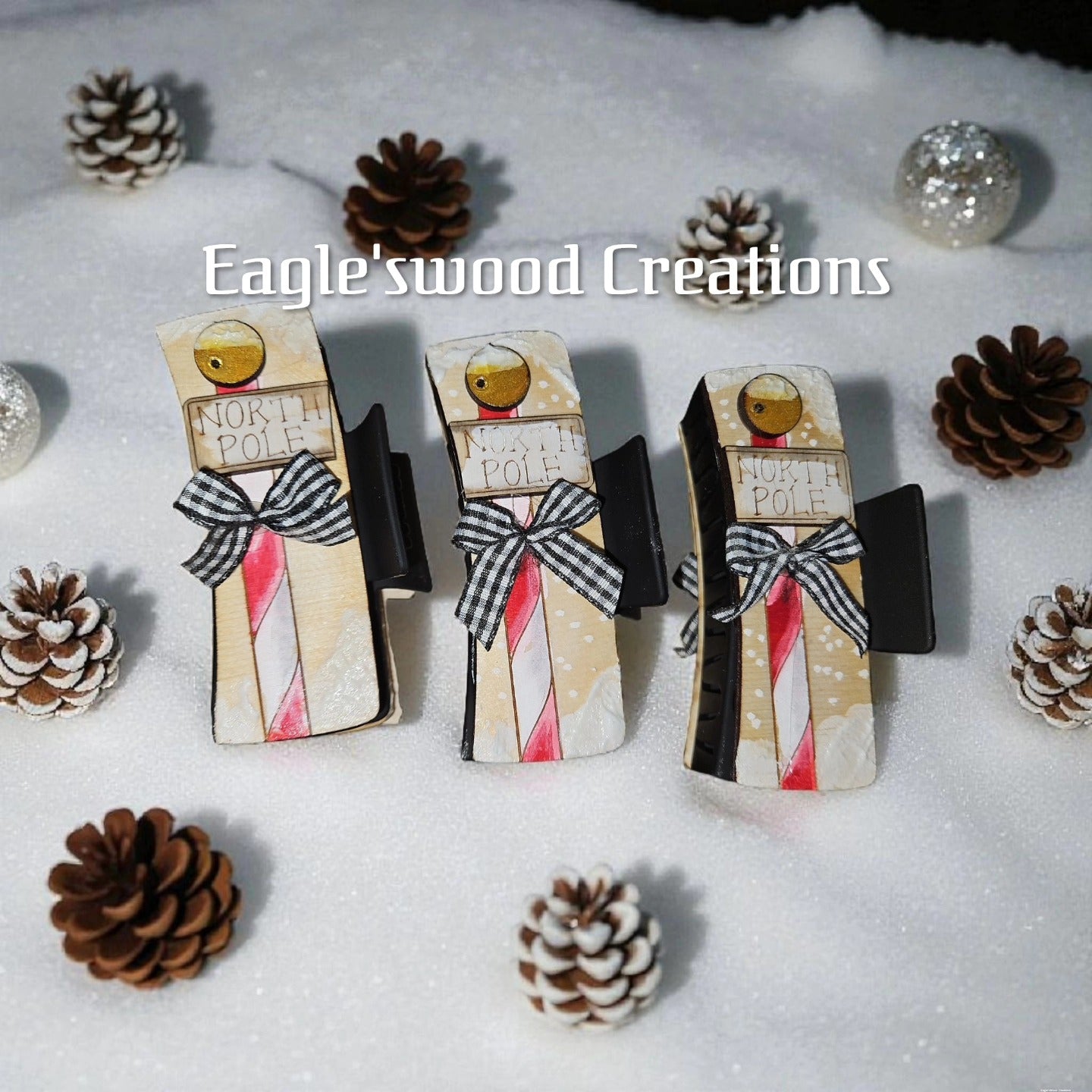 North Pole Hairclip 4.1"