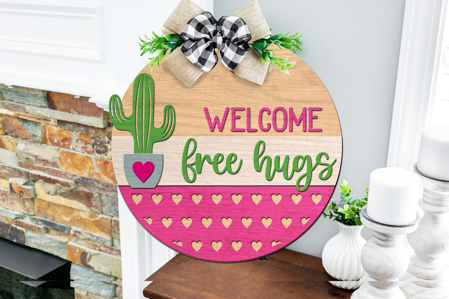 Welcome "Free Hugs" Round Sign