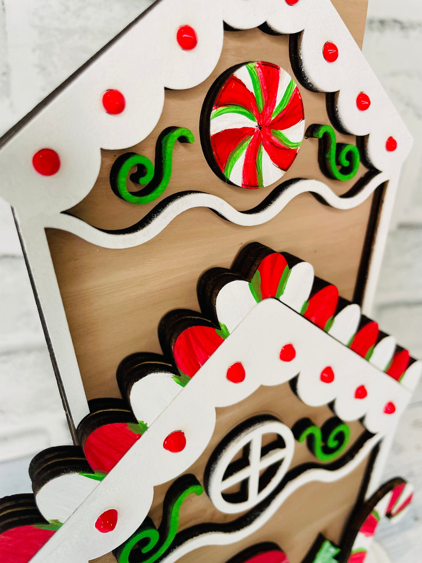 Christmas Gingerbread House in Wood DIY Kit