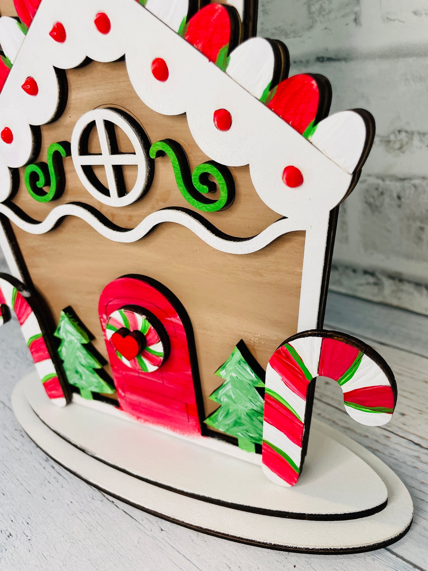 Christmas Gingerbread House in Wood DIY Kit
