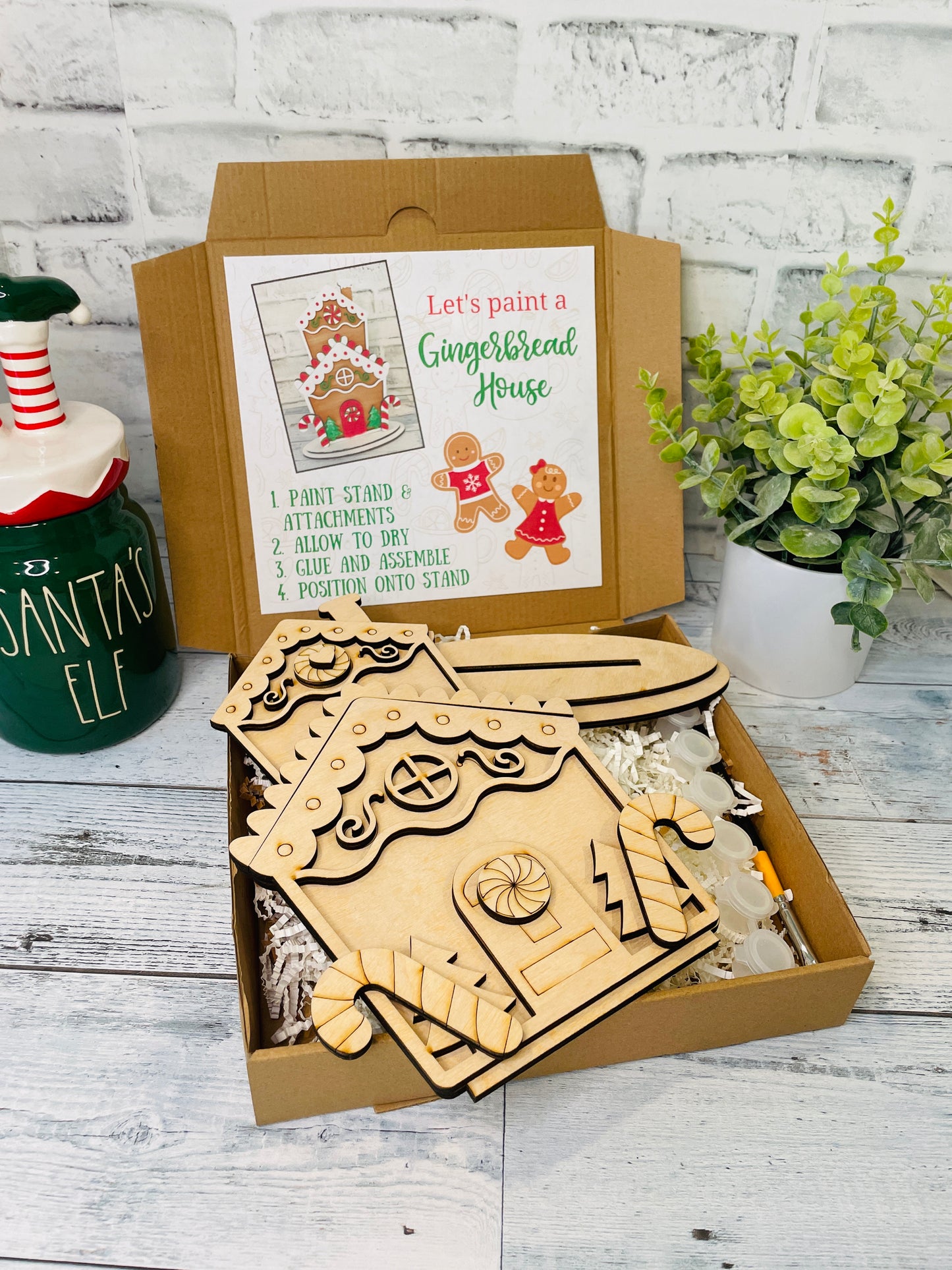 Christmas Gingerbread House in Wood DIY Kit